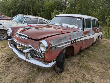 Lot 8 - 1956 DeSoto Wagon 4dr