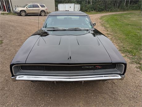 Lot 1001 - 1968 Dodge Hemi Charger R/T