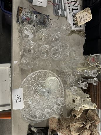 Lot 162 - Crystal glasswears