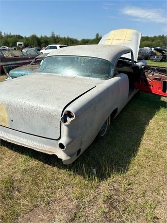 Lot 1048 - 1956 Olds 2 door hard top