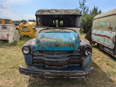 Lot 1034 - Chevy Milk Truck