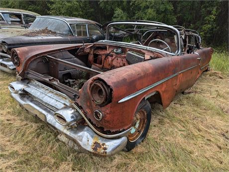 Lot 1021 - 1954 Oldsmobile Cornvirtible