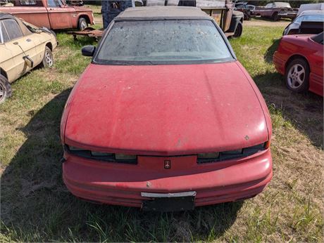 Lot 1089 - 1992 Oldsmobile Cutlass Supreme