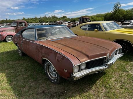 Lot 1083 - 1969 Oldsmobile 442 2 door hard top