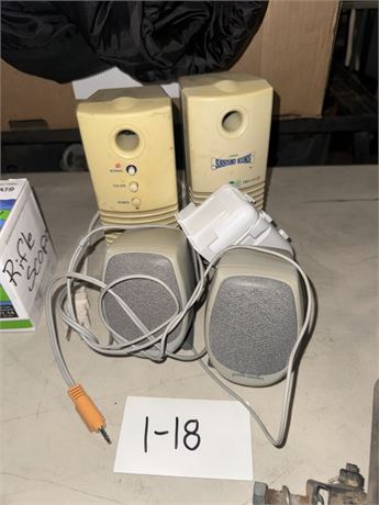 Lot 1-18 - Computer Speakers