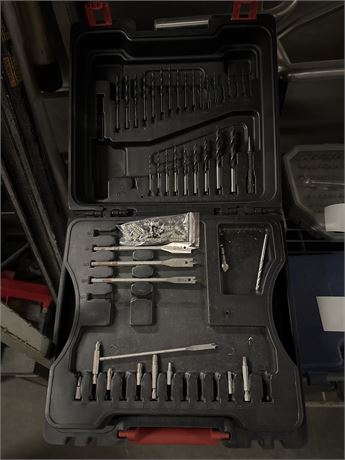 Lot 37 - Jobmate Drill & Set of Bits