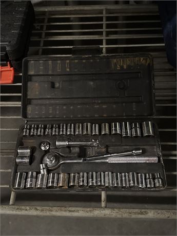 Lot 49 - Socket Set