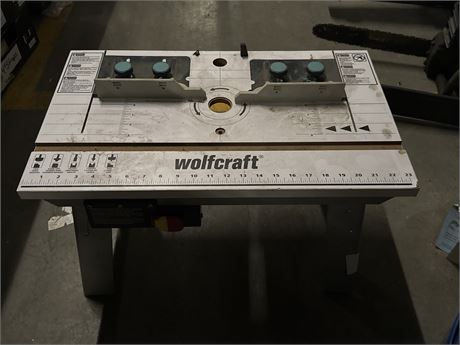 Lot 91 - Router Table