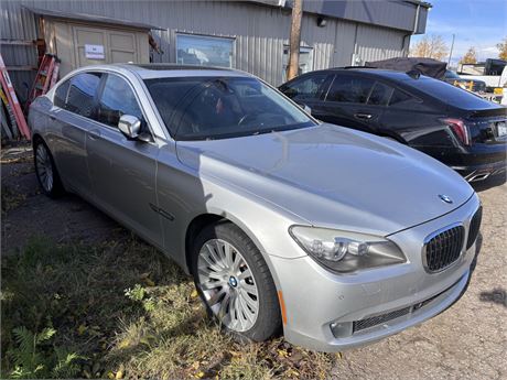 Lot 7857 - 2011 BMW 750i Xdrive