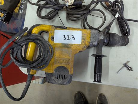 Lot 323 - Rotary Hammer DeWalt