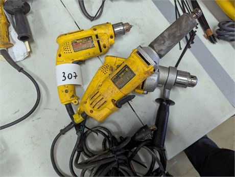 Lot 307 - VSR Drill, VSR Drill, Die Grinder DeWalt