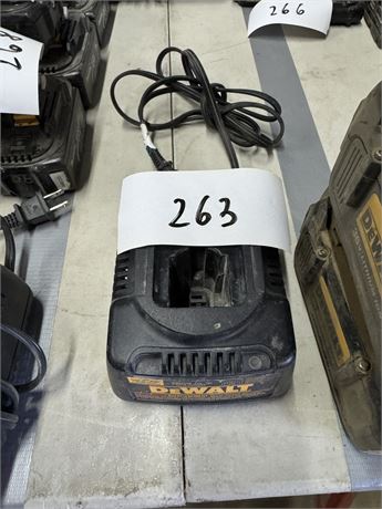 Lot 263 - Battery Charger DeWalt