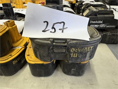 Lot 257 - DeWalt Batteries 18V