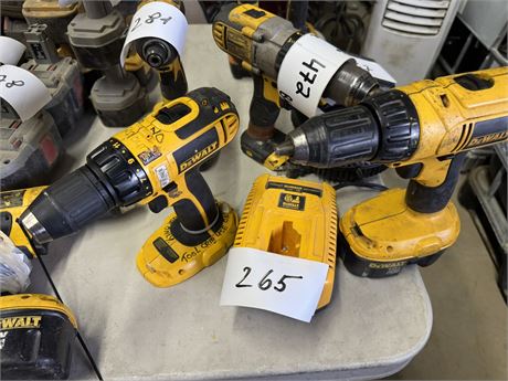 Lot 265 - Battery Charger,Cordless Drill Drivers, Battery