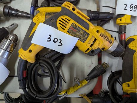 Lot 303 - VSR Drill & VSR Screwdriver DeWalt