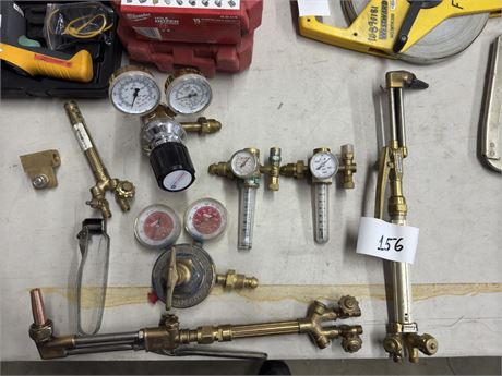 Lot 156 - Various Staff for Welding