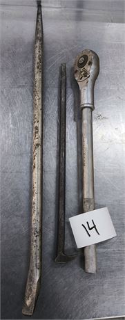 Torque wrench and Crowbar