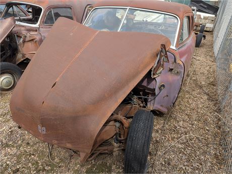 Lot 69 -Pontiac  Parisienne