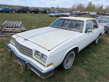 Lot 140 - 1980  Buick LeSabre
