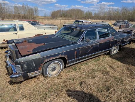 Lot 155 - 1979  Lincoln Brougham