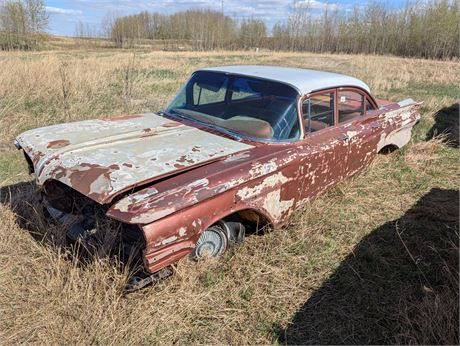 Lot 161 - 1959  Pontiac Launrentian