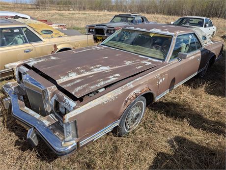 Lot 154 - 1979  Lincoln Continental Mark V
