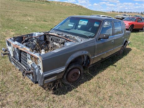 Lot 108 - 1989  Chrysler Dynasty