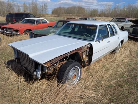 Lot 158 - 1979  Chrysler Newport