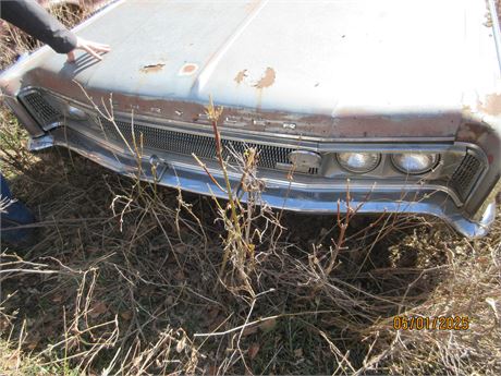 Lot 197 - 1966 Chrysler New Yorker 4-door