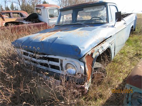 Lot 176 - 1962 Fargo 100 1/2-Ton Longbox