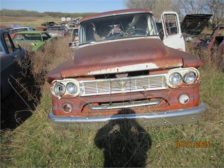 Lot 177 - 1961 Dodge 100 1/2-Ton Longbox