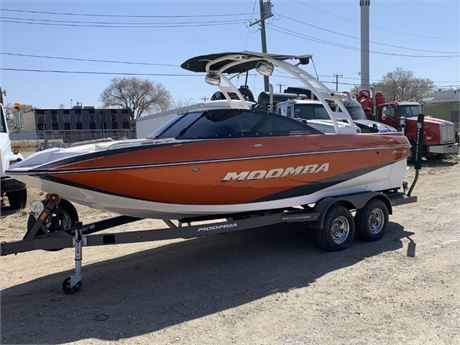 Lot 8043 - 2015 Moomba Mondo