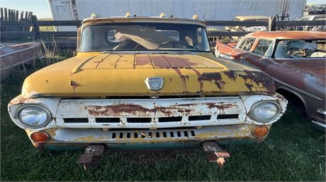 Lot 296 - Late 1950 Ford