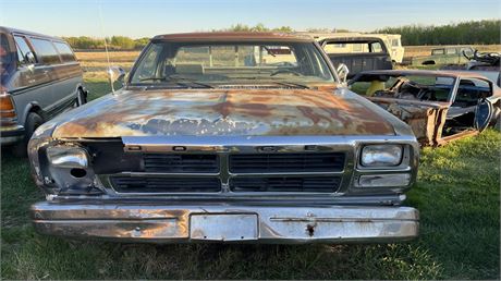 Lot 299 - 1992 Dodge 250 4x4 Pickup