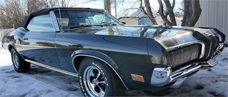 Lot 116 - 1970 Ford Cougar XR7 Soft Top Convertible