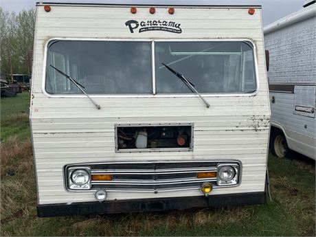 Lot 291 - 1970 (probably 1973) Dodge motorhome