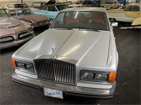 Lot 379 - 1983 Rolls Royce Silver Spirit