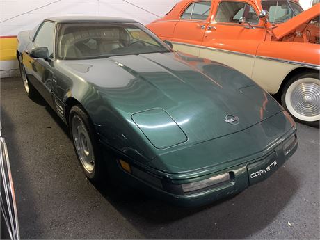 Lot 373 - 1992 Corvette C4 90"