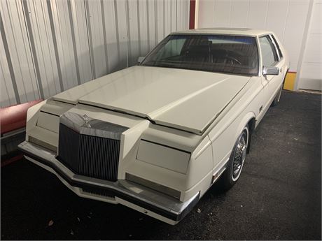 Lot 359 -1981 Chrysler Imperial