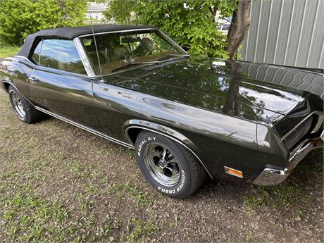 Lot 116 - 1970 Ford Cougar XR7 Soft Top Convertible