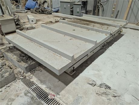 Lot 29 - New CNC Auto Load Table