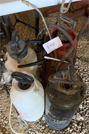 Lot 118 - Dispensers and Sprayers