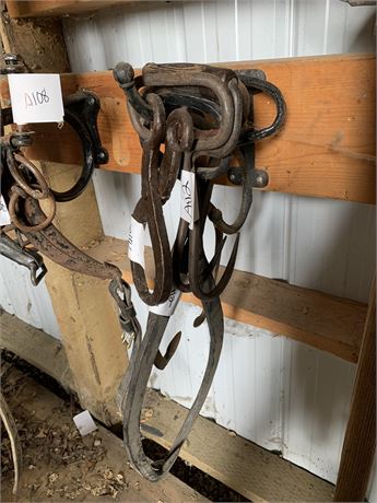 Lot 112 - Antique Primitive Iron Ice Block Tong/ Hook