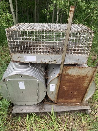Lot 230 - (4) Live Animal Traps