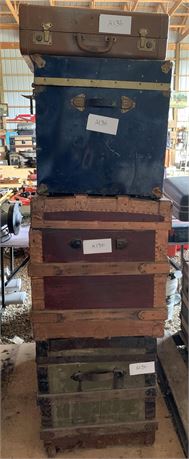 Lot 136 - Chests and Crates