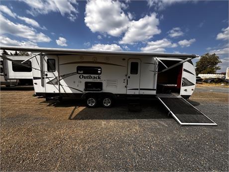 Lot 7759 - 2011 Keystone Outback Super Lite 280RS
