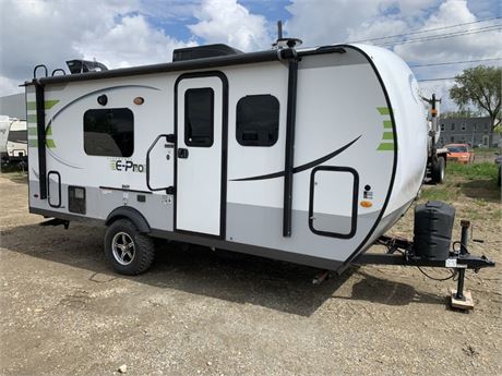 Lot 8072 - 2019 Forest River Flagstaff E-Pro E19FD