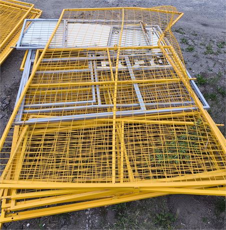 Dog Run Fence Panels