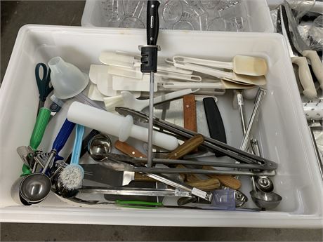 Lot 1-18 - Various Cooking Utensils
