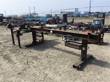 Lot 216 - Welders' pipe fabrication bench